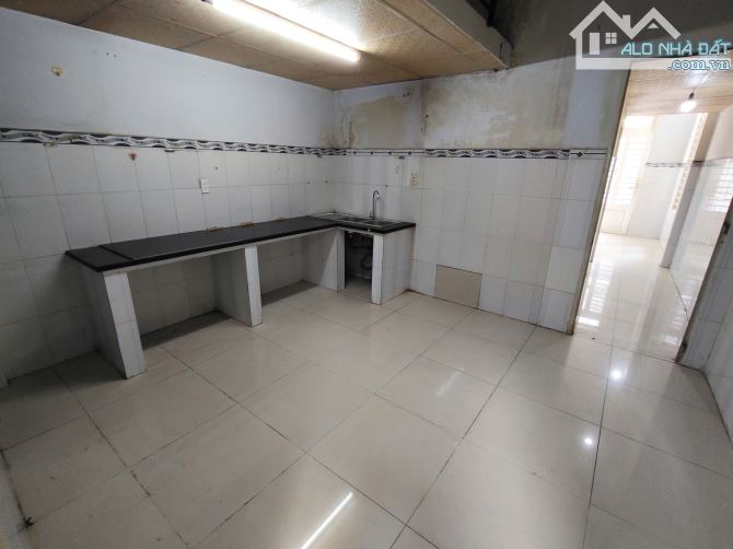 NHÀ HƠN 100M2 1T1L 4PN 2WC SÂN ĐẬU OTO NGAY HOÀNG DIỆU 2 LINH TRUNG - 4