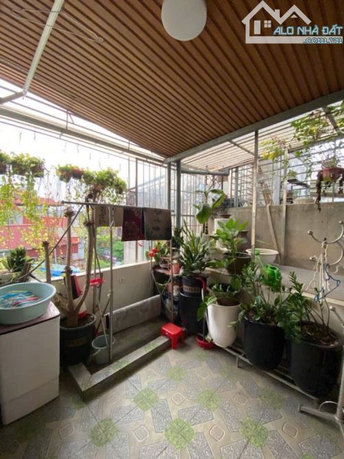 Bán nhà phân lô Pháo Đài Láng 63m², 6T TM, MT 4.4m, vỉa hè, 21 tỷ - 4