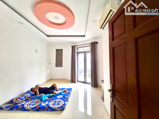 Bán nhà Gò Vấp, Hẻm Xe Hơi Gần Chợ HẠNH THÔNG TÂY, Nhà Hẻm 2MT, 65M2. Chỉ 5.5Tỷ - 4