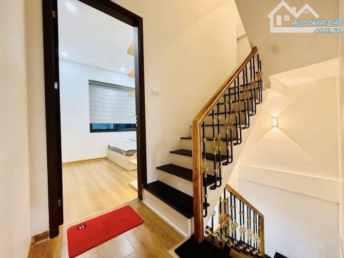 BẠCH MAI - Nhà mới ở luôn - thoáng sáng - ngõ ba gác thông - gần phố - 38m - CHỈ NHỈNH 7Ỷ - 4