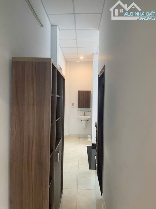 Bán Nhà Hương Lộ 2 - Hẻm 6m Thông - 2 Lầu - Ngang 5m - Nhỉnh 4 Tỷ - 4