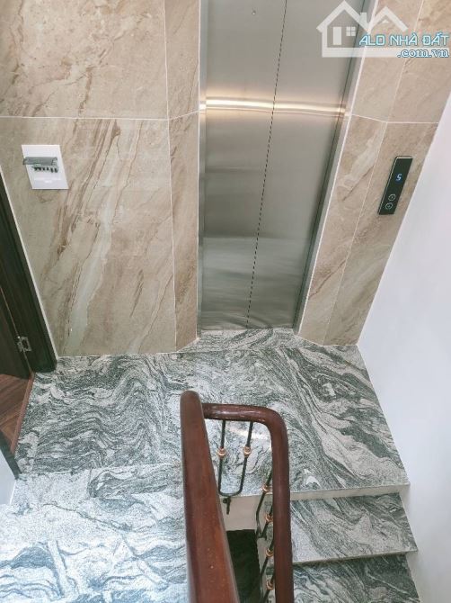 TRẦN DUY HƯNG 40M-13,7 TỶ-LÔ GÓC,THANG MÁY-NGÕ 3M,NỘI THẤT XỊN - 4