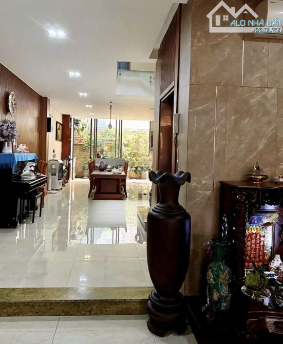 ĐỊNH CƯ ĐỨC BÁN GẤP NHÀ MAI THỊ LỰU,QUẬN 1.GIÁ CHỐT 6TỶ320/78m2(5,2x15m).GẦN CV LÊ VĂN TÁM - 4