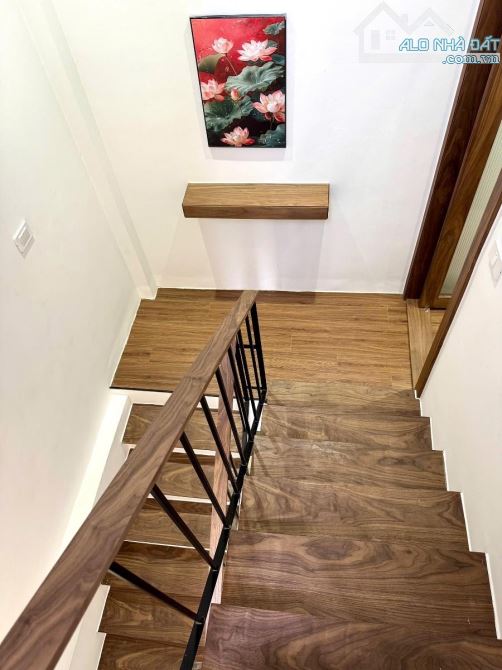 BÁN NHÀ GIÁP NHỊ - 40M2 - 7.4 TỶ - LÔ GÓC - BA GÁC TRÁNH XE MÁY - 4