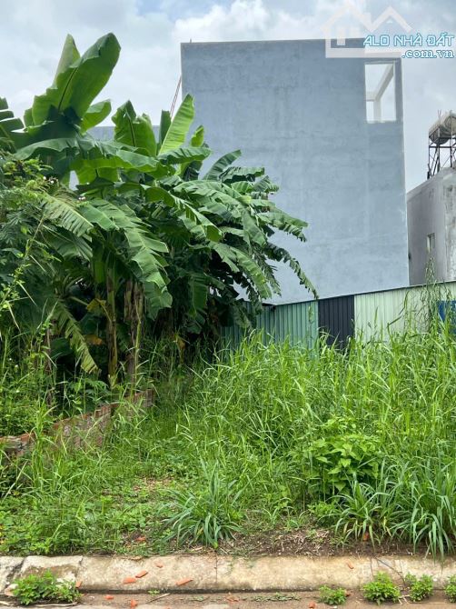 64m2 - shr - đường nhựa nội bộ 10m - ngang 4 - 4.6 tỉ - bưng ông thoàn - 4