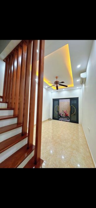 NHÀ ĐẸP PHỐ VƯƠNG THỪA VŨ NGÕ NÔNG GẦN PHỐ_2 THOÁNG_5 TẦNG_51M2_GIÁ NHỈNH 9 TỶ - 4
