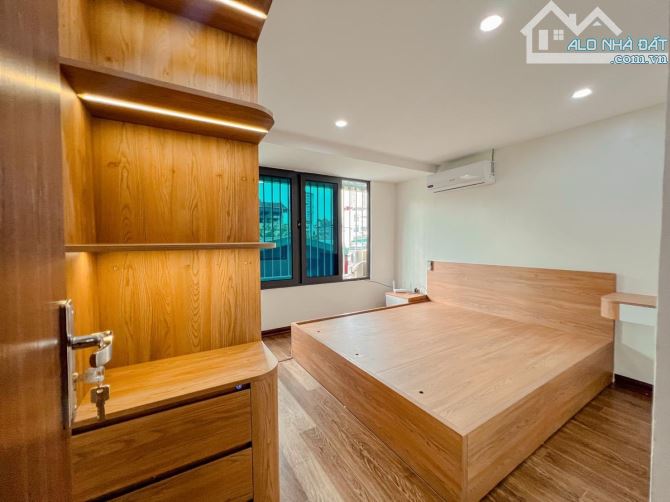 3.2 TỶ CÓ NGAY CĂN TẬP THỂ TÂN-HOÀNG MAI, RỘNG 50M2, FULL NỘI THẤT, TẦNG 3, DÂN TRÍ CAO - 4