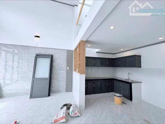 Nhà sổ riêng thổ cư, đường ô tô, 1 trệt 1 lầu TRẢ TRƯỚC CHỈ 400 - 4