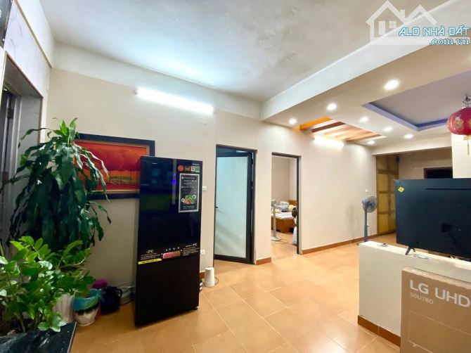 CỰC HIẾM, GIÁ TỐT, CĂN CHUNG CƯ TÒA B10B KĐT NAM TRUNG YÊN, DT 70M, GIÁ BÁN 4,9 TỶ - 4