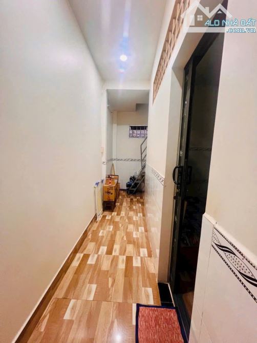 nhà 1 trệt 1 lầu hẻm 1 lý tự trọng, hướng nam, giá bán 2 tỷ 600 triệu - 4