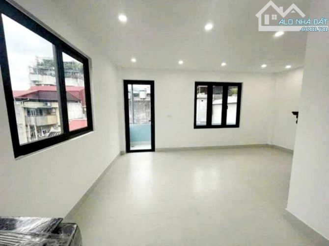 BÁN NHÀ KIM MÃ-32m² × 5T, mt 5m, Ngõ nông, ở ngay — 6.2 tỷ — SỔ ĐỎ CHÍNH CHỦ - 4