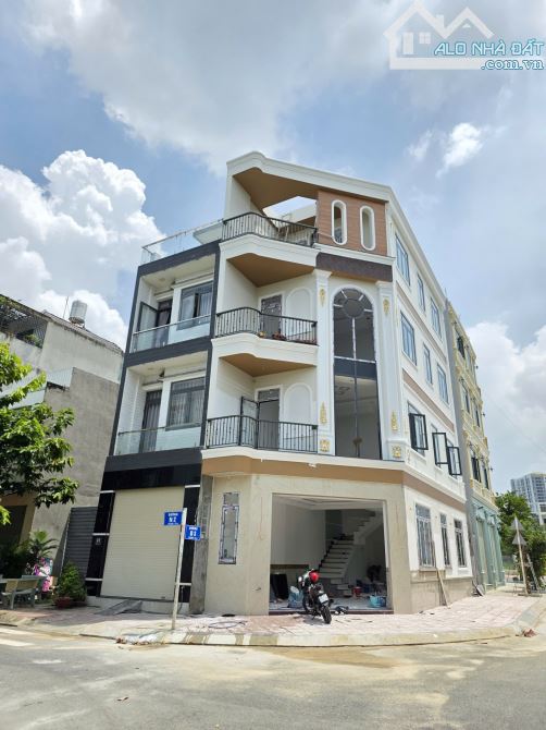 Bán nhà 2 mặt tiền, gần làng đại học quốc gia, phường Bình An, Thành phố Dĩ An - 4
