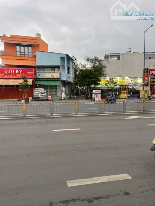 Nhà căn hộ dịch vụ ngay tên lửa bình Tân - 4