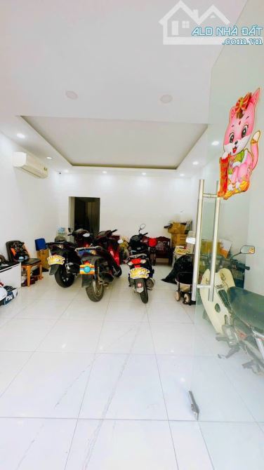 NHÀ ĐẸP HIẾM BÁN KHU VIP ĐƯỜNG SỐ Q4 GÓC 5 TẤM 2 MT 8M GIÁ 12TỈ 7 HÀNG HIẾM HÌNH THẬT - 3
