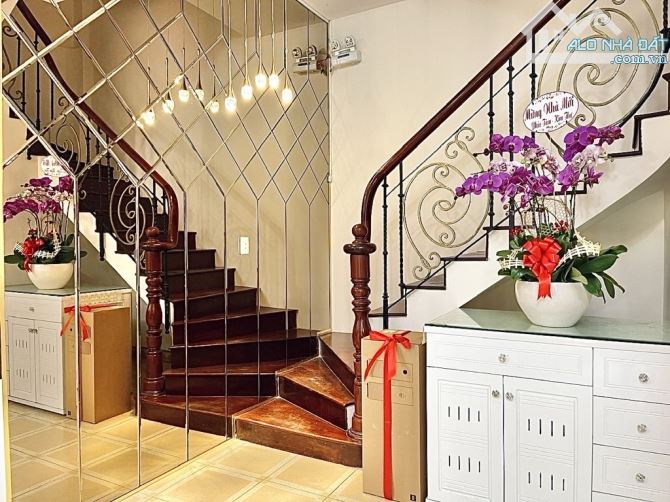 Nhà kiểu biệt thự mini Đặng Dung Quận 1 ( khu nhà giàu) dân trí cao 60m nhỉnh 18 tỷ - 4