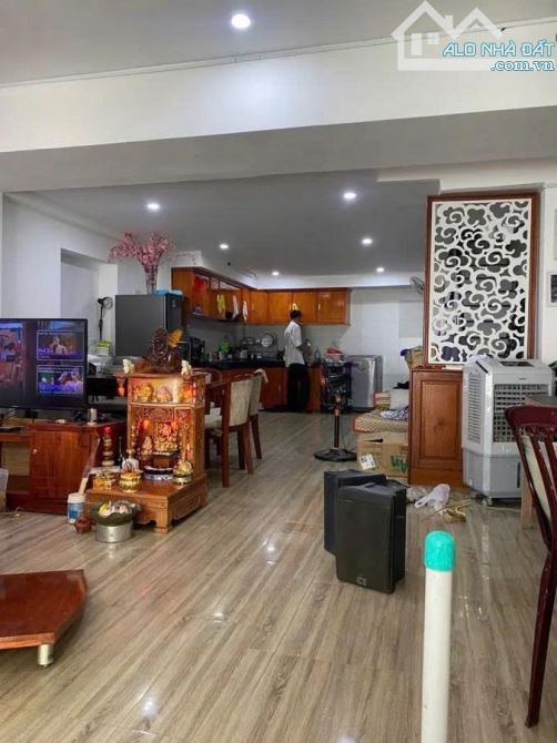 CẦN BÁN NHÀ 2 TẦNG TRUNG TÂM THÀNH PHỐ GẦN CẦU RỒNG - 4