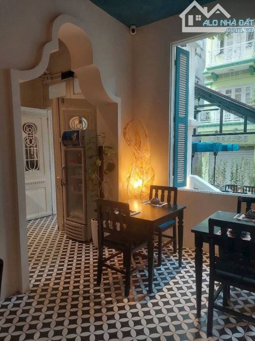 BIỆT THỰ PHÁP CỔ , HÀNG BÔNG *** HOÀN KIẾM ,MT 8 M,KINH DOANH ĐỈNH 100M,GIÁ CHÀO 24 TỶ - 4