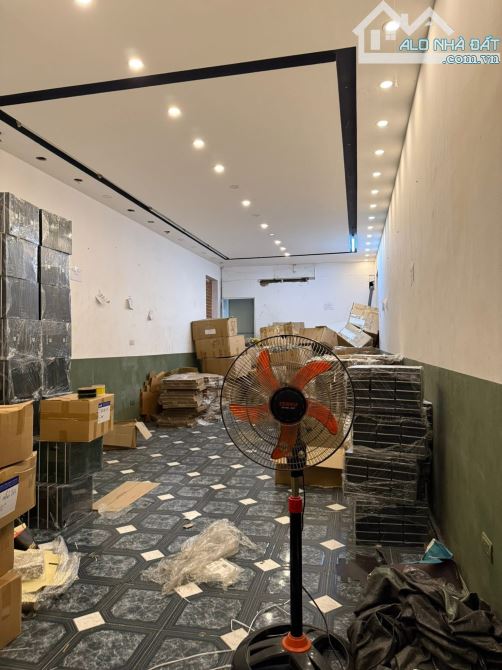 Bán nhà Thái Hà Đống Đa vị trí siêu vip kinh doanh dòng tiền 70tr/1t dt 77m 5T mt 4m - 4