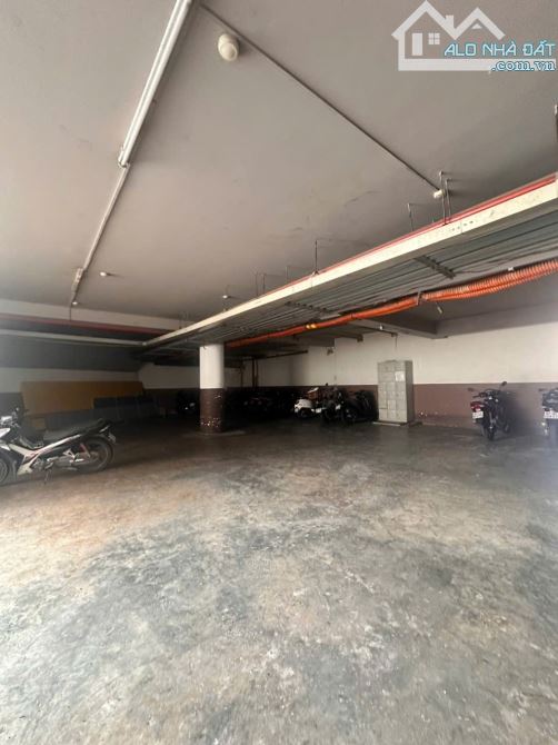 Cho thuê sân thượng tòa nhà mặt tiền Đèn 4 Ngọn – trung tâm TP. Long Xuyên - 4