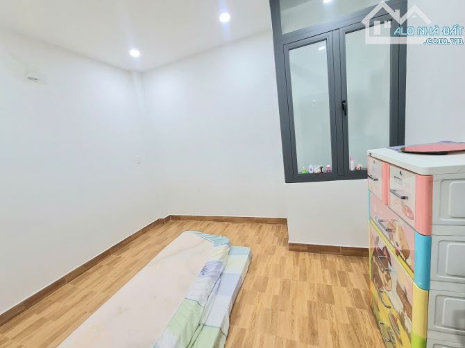 Bán nhà 3 tầng Linh Đông - Hồ Chí Minh – hẻm ô tô 8m - 4