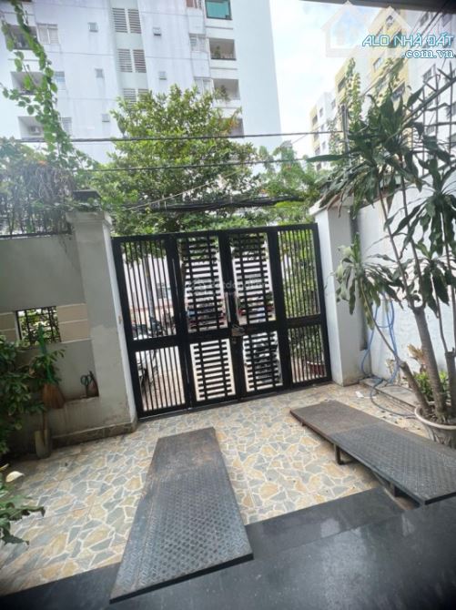 Bán nhà Tạ Quang Bửu, Quận 8, 4 tầng, 6x20m, View cực đẹp, sát CC Giai Việt, Nhỉnh 20 tỷ - 4