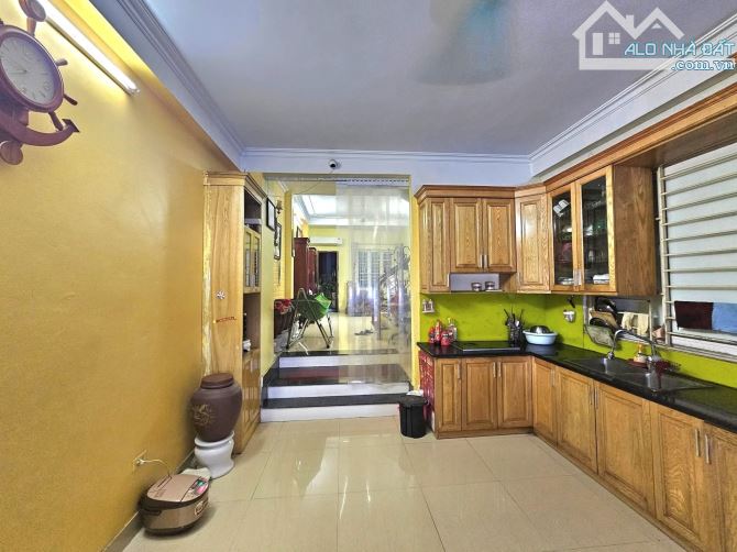 Bán Nhà Mễ Trì Thượng, Nam Từ Liêm. Gần ĐL Thăng Long, Đồng Me. 50m2. Giá : 19,8 Tỷ - 4