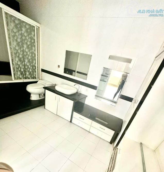 VIP- BIỆT THỰ NGUYỄN GIA TRÍ - 14M X 14M- 2 TẦNG- PHƯỜNG 25, BÌNH THẠNH - 4