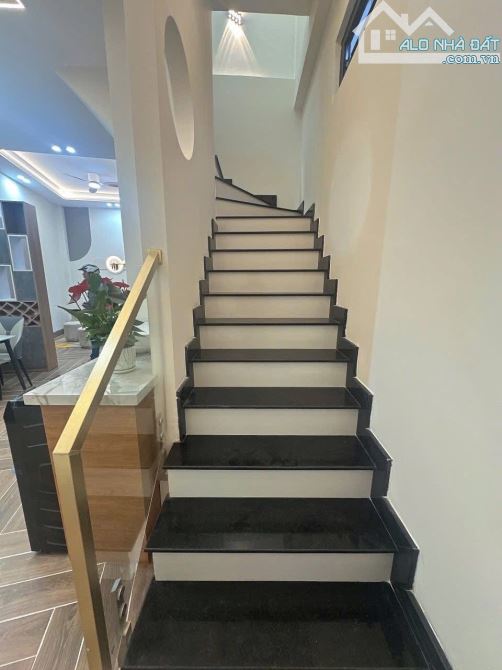 NHÀ TRỆT LẦU MỚI TUYỆT ĐẸP HẺM NHÁNH ĐƯỜNG TRẦN VĂN ƠN - P. CÁI KHẾ - TP CẦN THƠ - CÁCH MẶ - 4