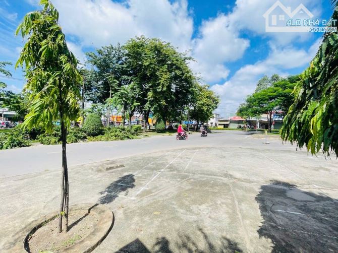 Bán gấp trong tháng-đất đẹp mặt kênh-chợ An Phú Đông-P.APĐ-Q12-HXH-68m2(4x17)-Chỉ 3,3tỷ - 4