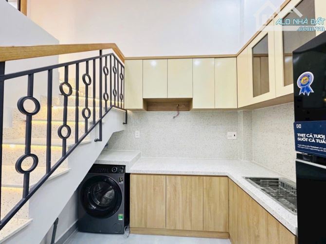 Bán Gấp Căn Nhà Mới Xinh Ngất Ngây full nội thất Gần Emart, sân Bay Giá Chưa Tới 4Đ - 4