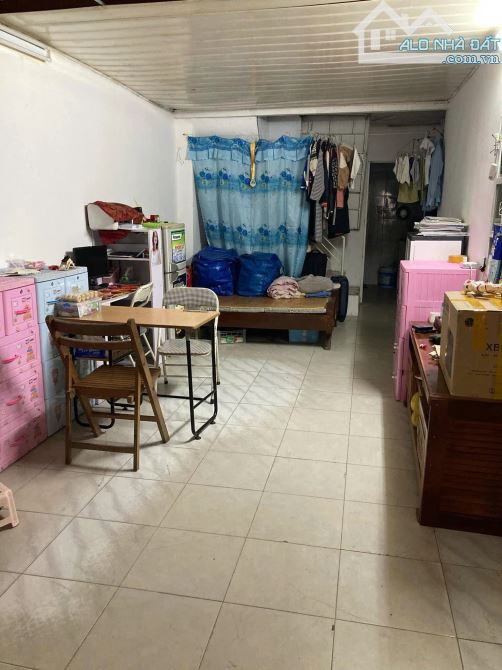 Cho thuê nhà nguyên căn chân cầu Vĩnh Tuy, phường Vĩnh Hưng, quận Hoàng Mai. Dt 40m 1 - 4