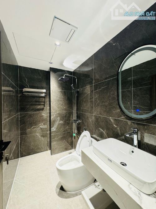 Bán căn nhà nội thất đẹp 58 - 60m2 thiết kế xây dựng 7 tầng thang máy tại Phường Bồ Đề HN - 4
