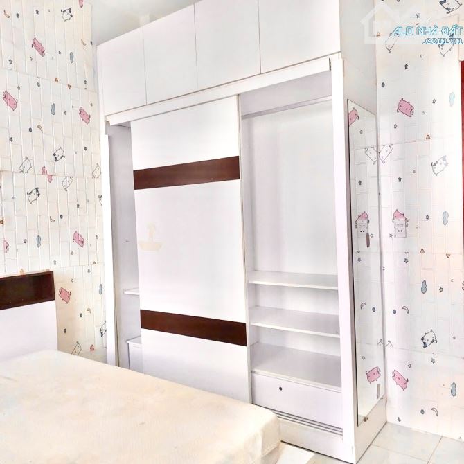 Nhà MT Hẻm 5 M Gồm 3 Tầng DT: 50m2 Lê Văn Lương P.Tân Kiểng q7 chỉ hơn 7 Đồng Thương Lượng - 5