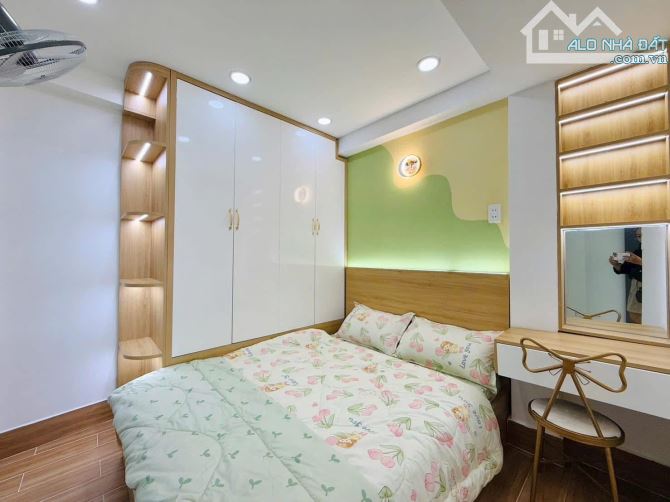 GẤP, HÀNG NGỘP! Đường Cô Giang 4tỷ2 Dt 53m2 (3PN 3WC), Hẻm 3m có vỉa hè - 5