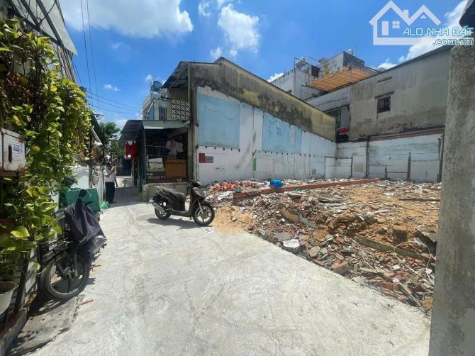 Bán 2 lô đất đường lương thế vinh, quận tân phú, dt 4.4 x 13.5m (67m2), giá chỉ 4.2 tỷ - 5