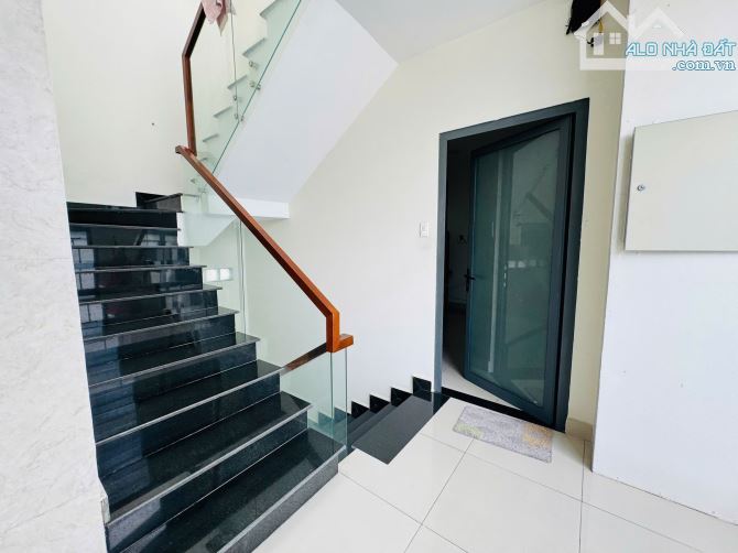 Mặt Tiền Nguyễn Thị Mình Khai - 6 Tầng - Kinh Doanh Đỉnh - 5