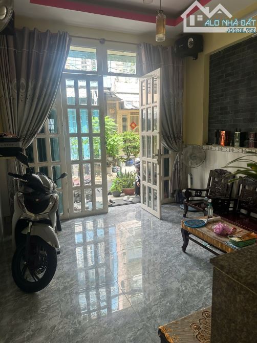 BÁN NHÀ 2 MẶT TIỀN TẠI KHU VỰC P10 Q6 - 5