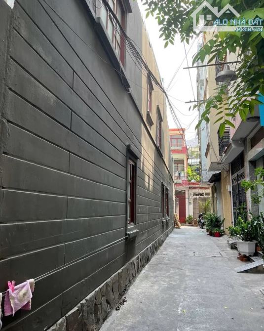 Bán Gấp Nhà 3 Mặt Tiền Hẻm Thành Thái, Quận 10: DT 122m², Chỉ Còn 17 Tỷ Thương Lượng Mạnh! - 5