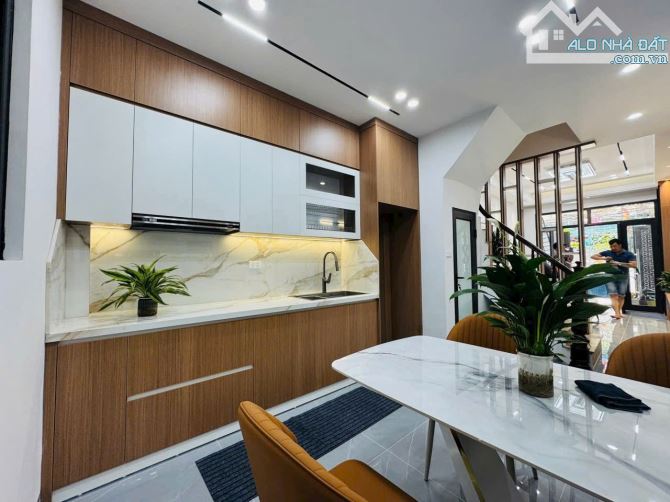 BÁN NHÀ KIM GIANG – FULL NỘI THẤT – 8.X  TỶ Dt: 39M/4T.NGÕ RỘNG.GẦN Ô TÔ - 5