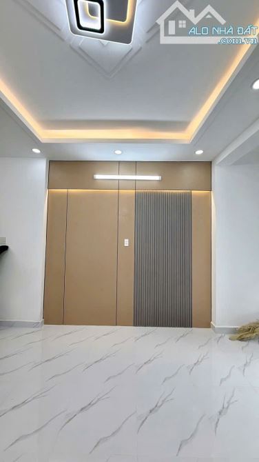 Nhà mới, hẻm ô tô 6m, đối diện Chung cư Sơn Kỳ, 5.1 tỷ - 5
