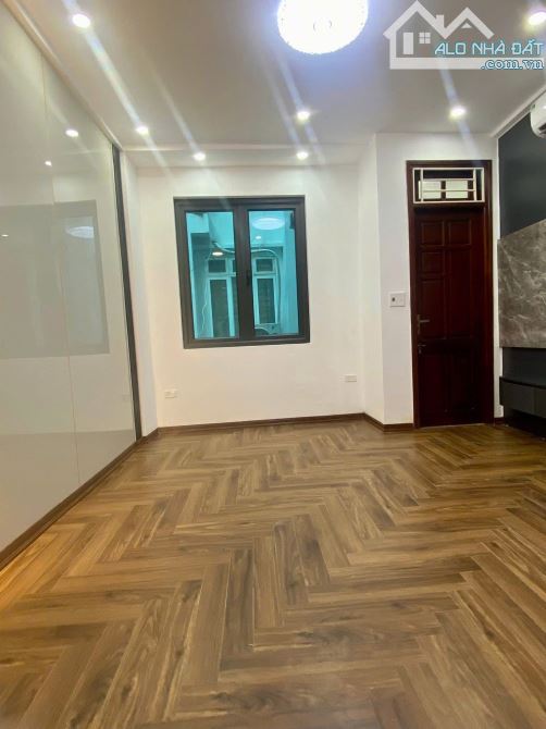 BÁN GẤP NHÀ LÔ GÓC YÊN HÒA – NGÕ RỘNG – FULL NỘI THẤT–40M²-5 TẦNG.GIÁ 7.75 TỶ - 5