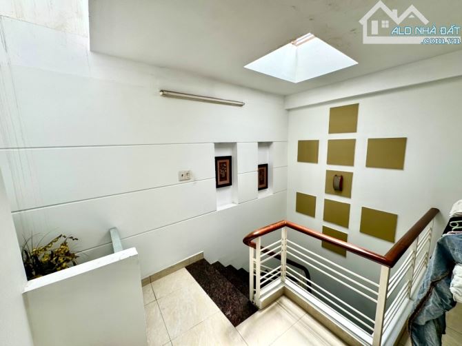 Bán nhà Trần Quang Diệu, Quận 3, 5 Tầng,47m2, hẻm thông, gần MT, khu dân trí, 9.45 Tỷ - 5