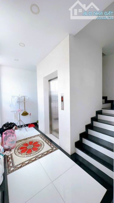 NHÀ ĐẸP HIẾM BÁN KHU VIP ĐƯỜNG SỐ Q4 GÓC 5 TẤM 2 MT 8M GIÁ 12TỈ 7 HÀNG HIẾM HÌNH THẬT - 4