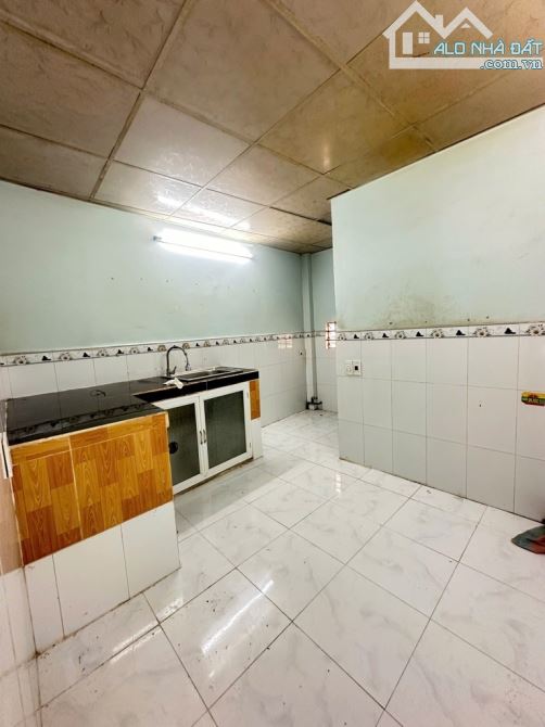 NHÀ CHÍNH CHỦ - DT 50m2 - LIỀN KỀ PHÚ MỸ HƯNG - HẺM 803 HTP HIẾM NHÀ BÁN - NHĨN 3TỶ - 5
