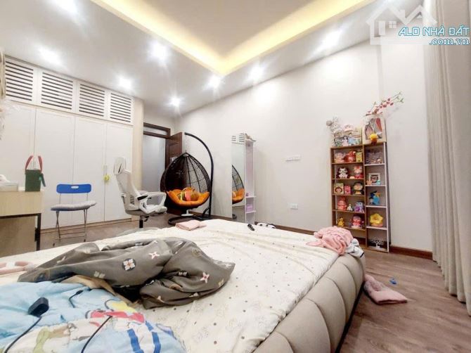 SIÊU PHẨM NHÀ MẶT PHỐ 800A  65m 5 TẦNG MT 7m THANG MÁY GARA Ô TÔ 26 TỶ - 6