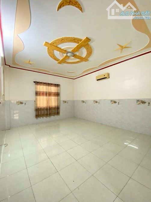 Cho thuê nhà 3 tầng khu Cồn Khương tiện văn phòng 12 triệu - 6
