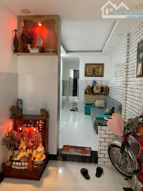 Nhà đẹp dọn VÀO Ở ngay khu vực dân cư đông đúc - 6