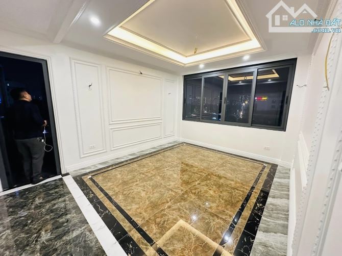 ANH TIẾN CẦN BÁN NHÀ MẶT PHỐ CẦU GIẤY VỈA HÈ OTO THANG MÁY KINH DOANH GIÁ 29.8 TỶ - 6
