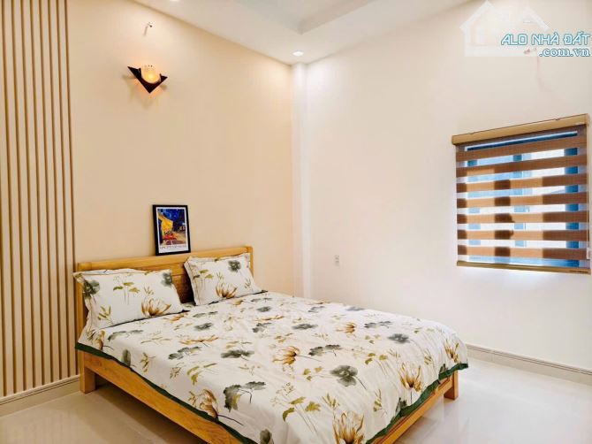 Nhà 1/ Tx21 gần chợ Minh Phát , 1 trệt 2 lầu ( 4.8M x 11M ) 4PN Q12 - 6