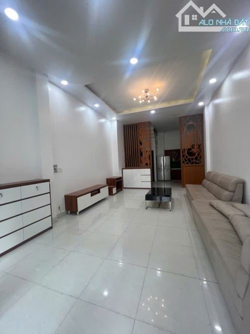 BÁN GẤP GIẢM GIÁ TỐT nhà đường 45 phường Tân Quy. Nhà đẹp, 5 tầng vị trí trung tâm Quận 7 - 6